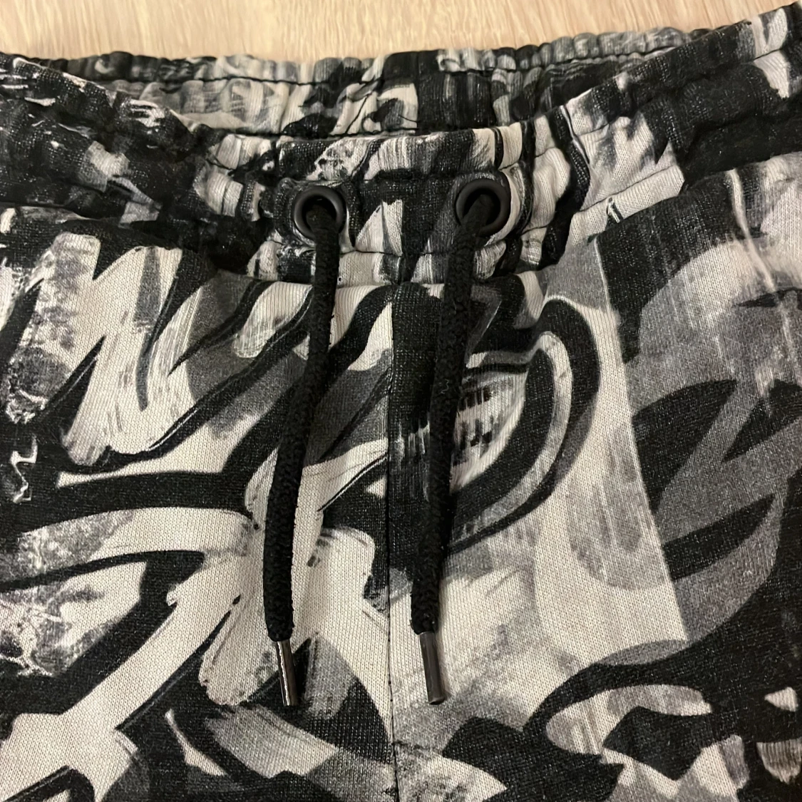 Mönstrade mjukisbyxor från Lindex - 1