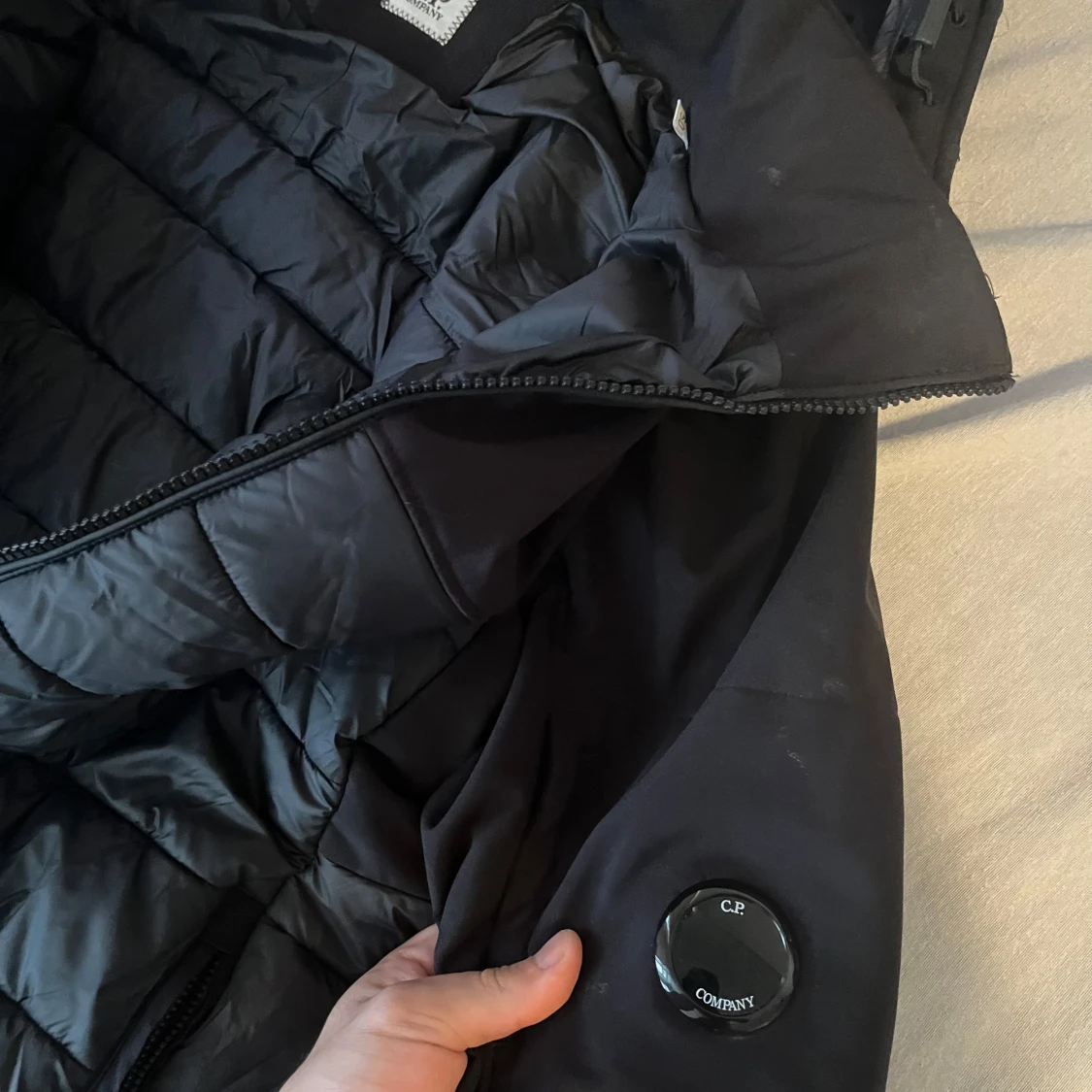Svart shell höstjacka från C.P. Company - 2
