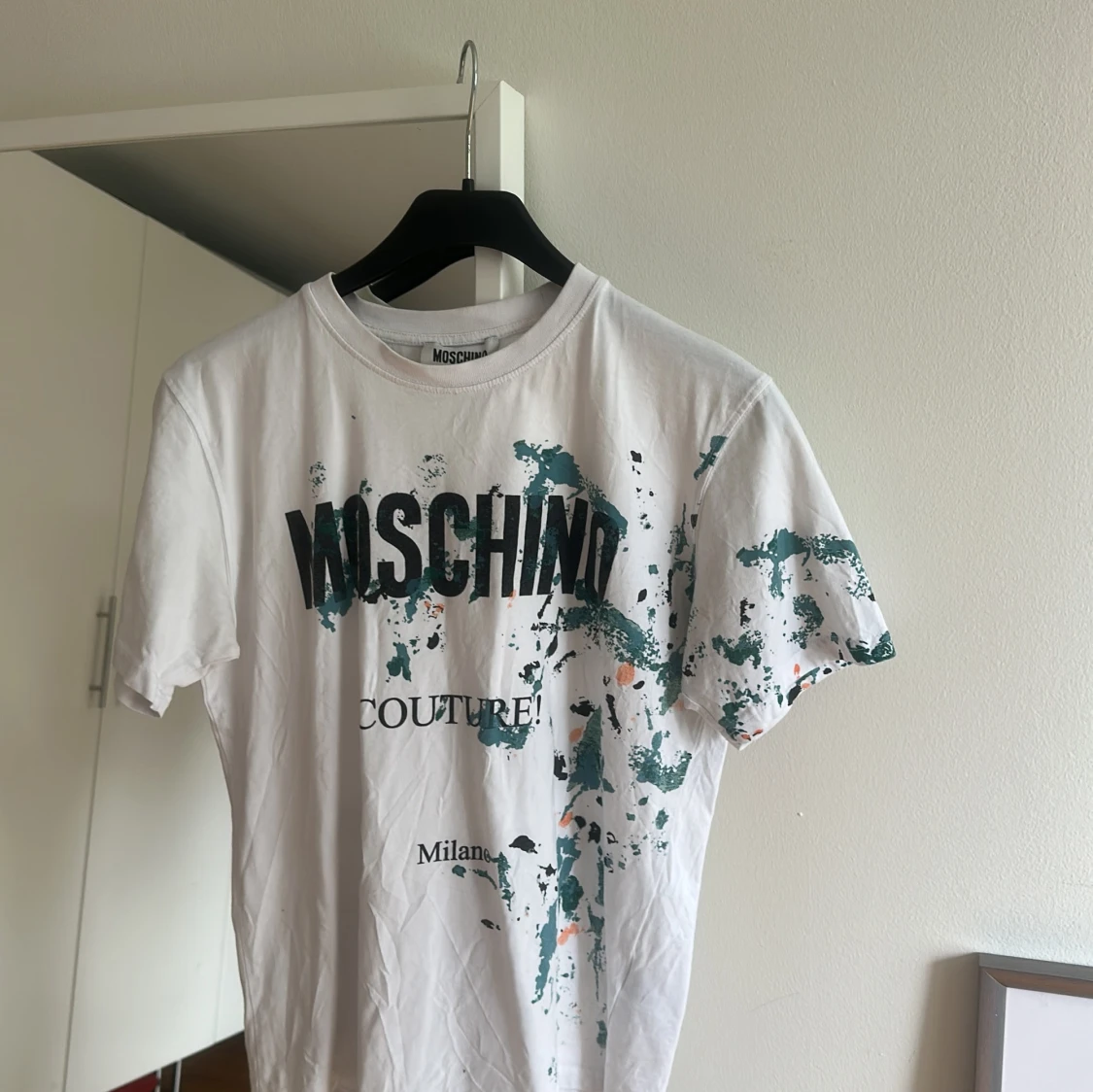 Vit Moschino Couture t-shirt med tryck