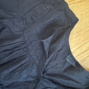 Svart buls - Tunn sommar blus