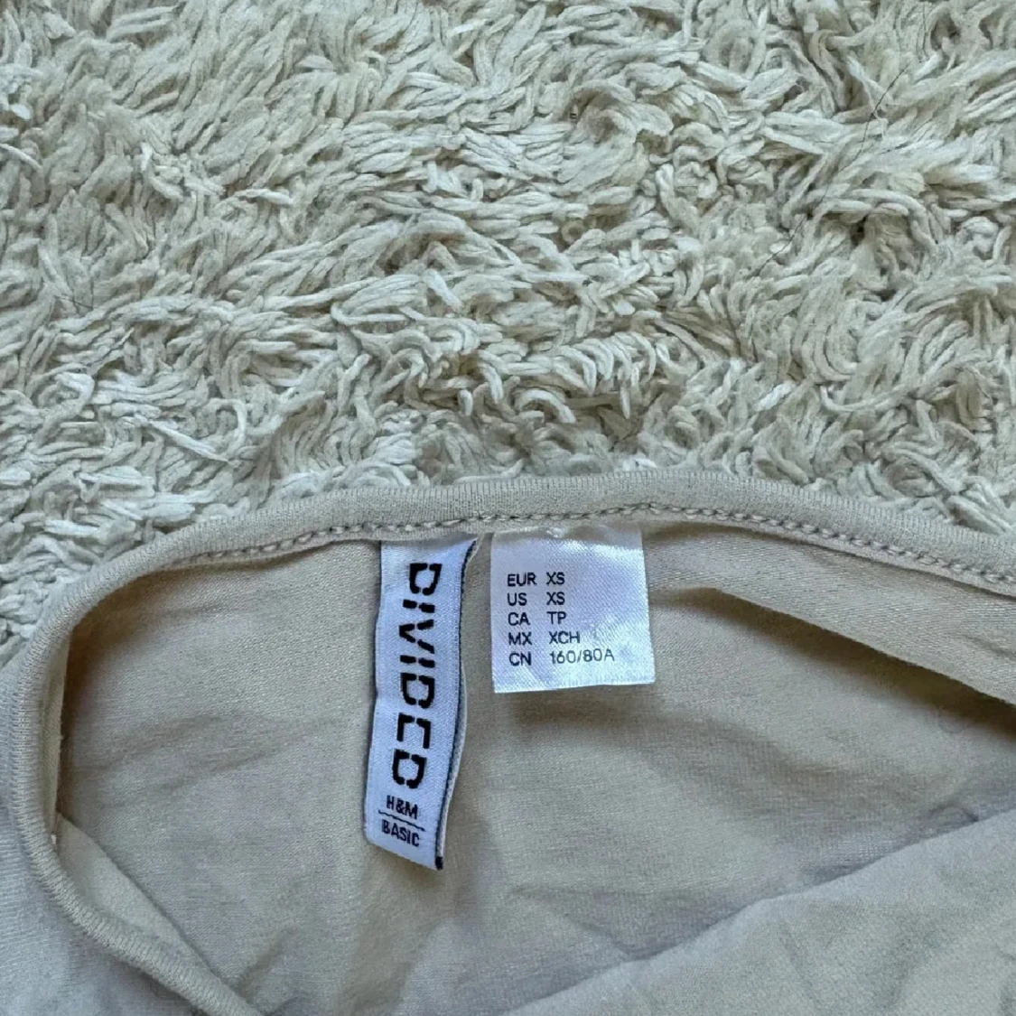 Beige tight kortklänning H&M Divided - 1