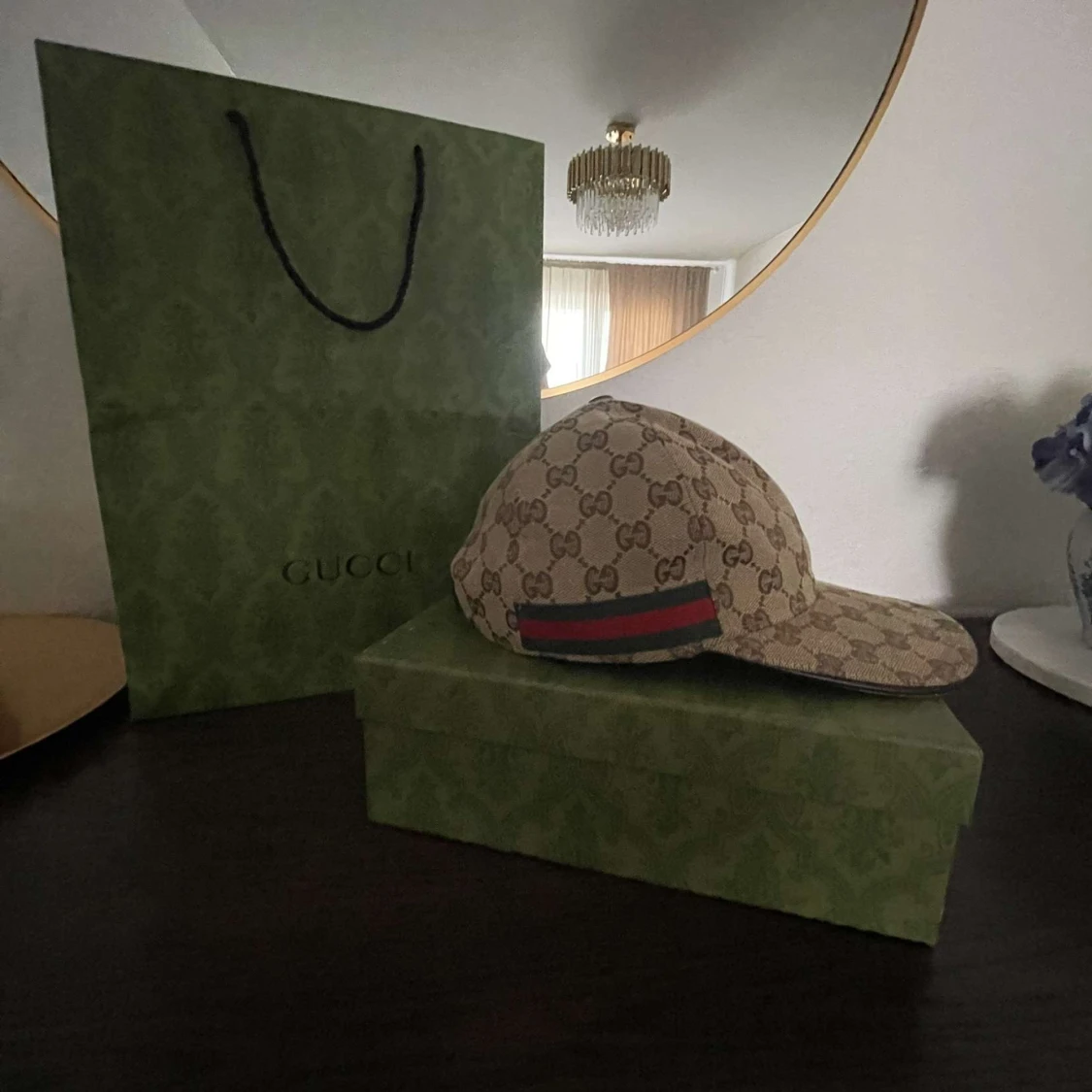 Gucci keps med GG-mönster beige
