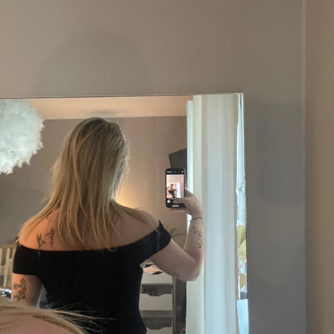 Svart offshoulder topp från H&M - 1