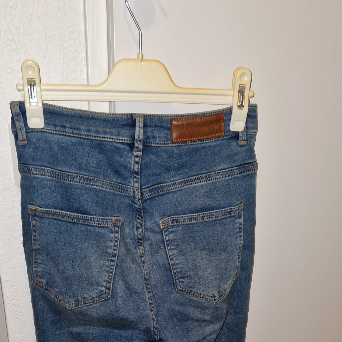 Blå jeans från Never Denim, skinny fit - 1