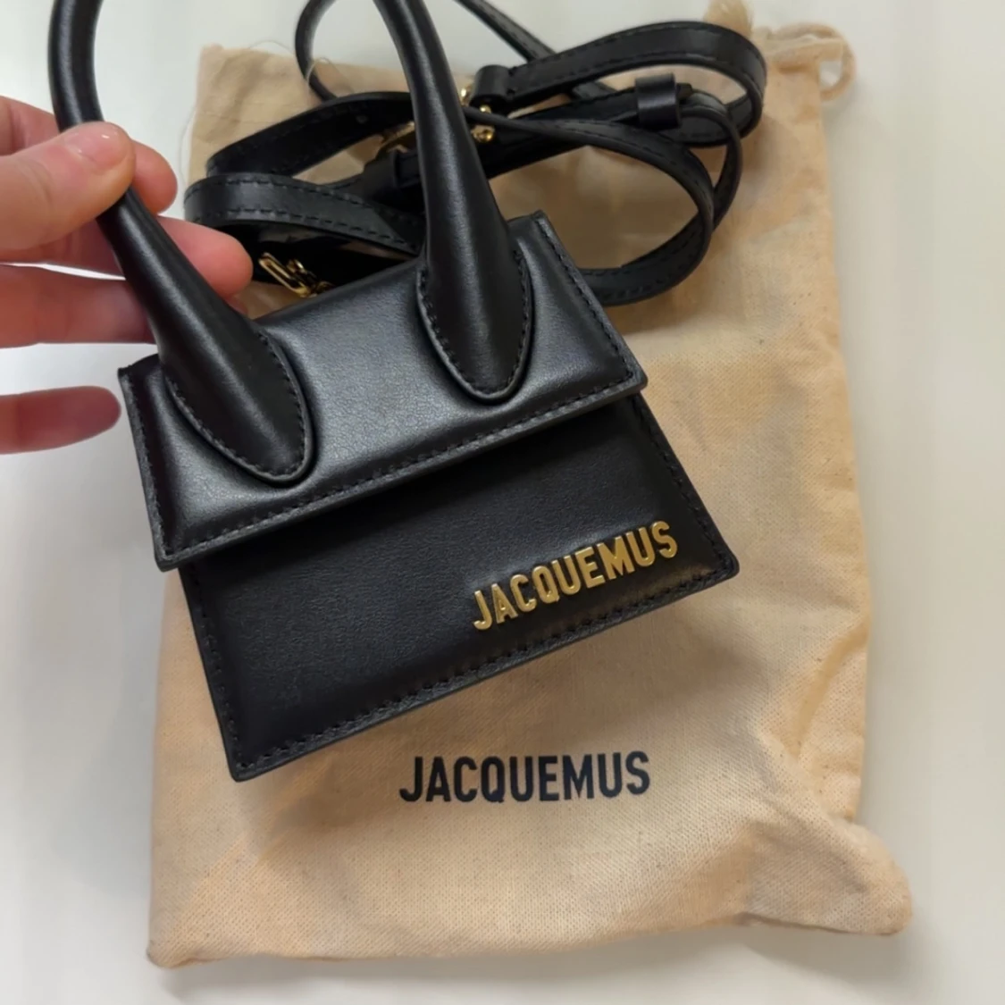 Jacquemus svart minihandväska i skinn - 3