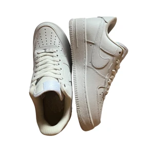Nike Air Force 1 - Nike Air Force 1 storlek 40,5 het nya med box.