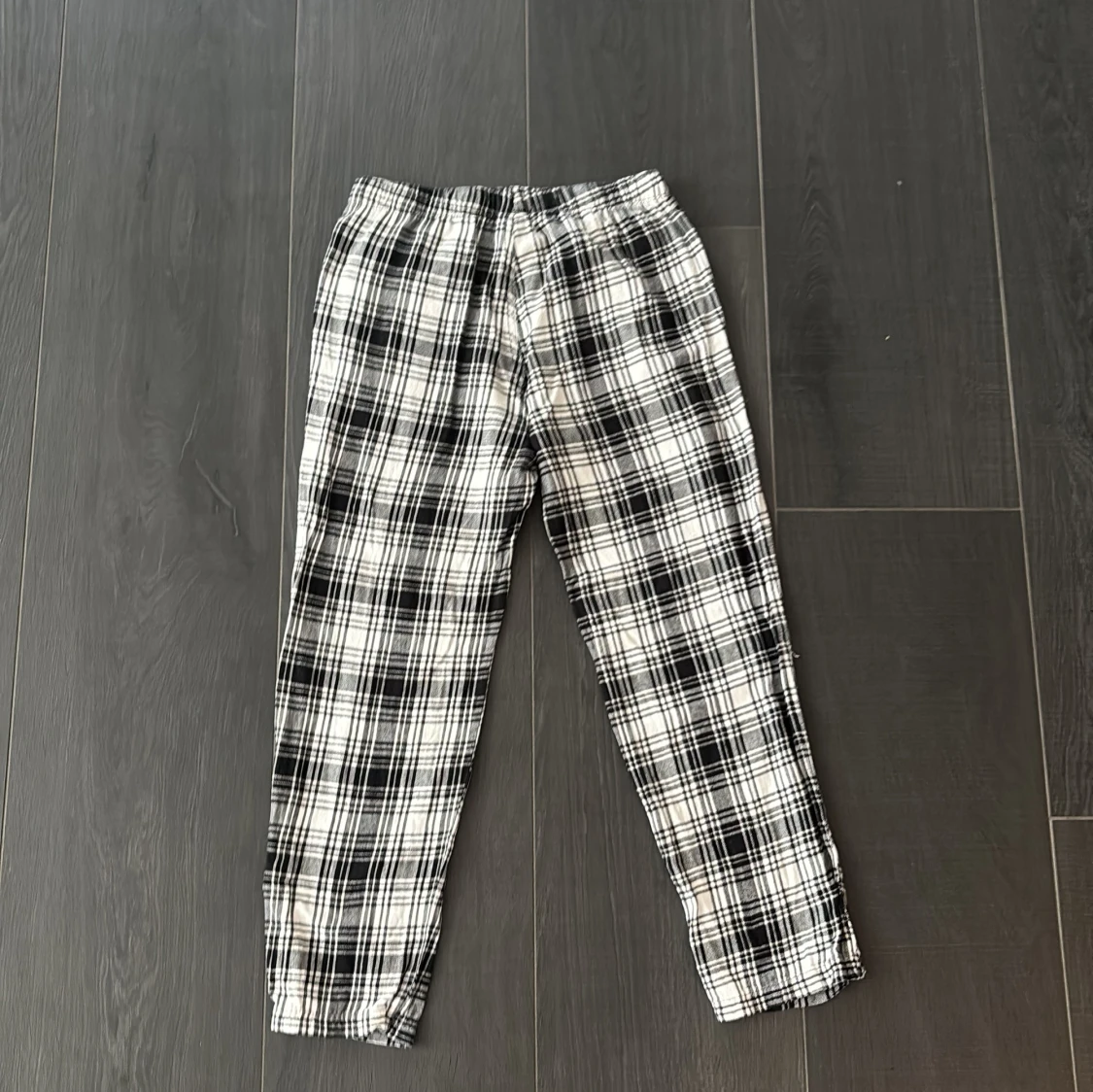 Svarta och vita rutiga byxor H&M S - 1