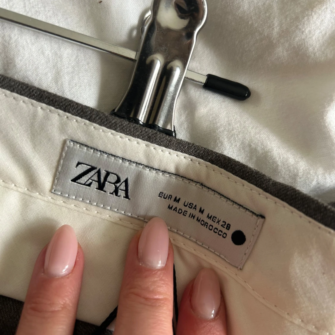 Grå kostymbyxor - Zara - 3