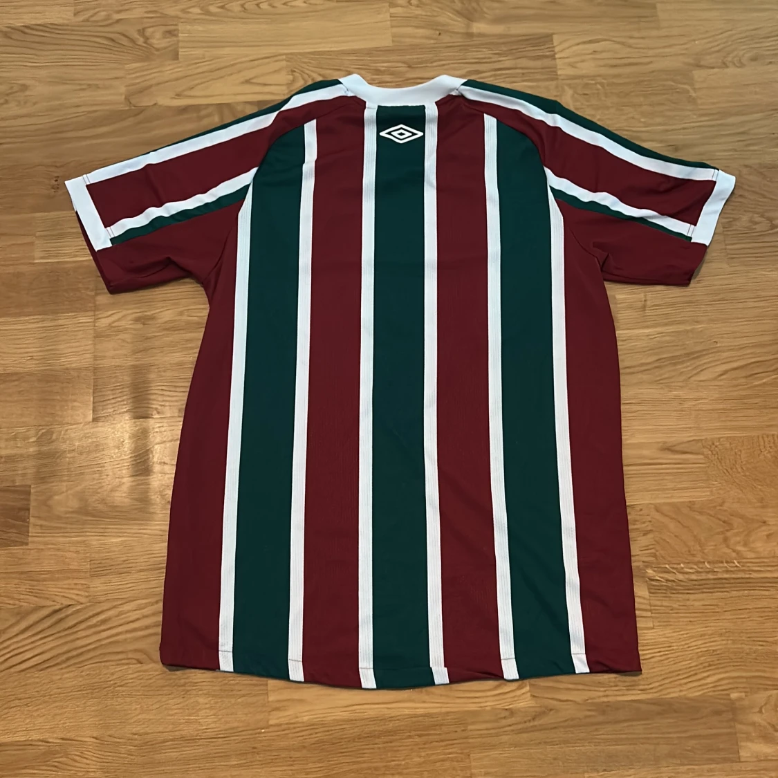 Randig Fluminense fotbollströja Umbro 120 års jubileum  - 3