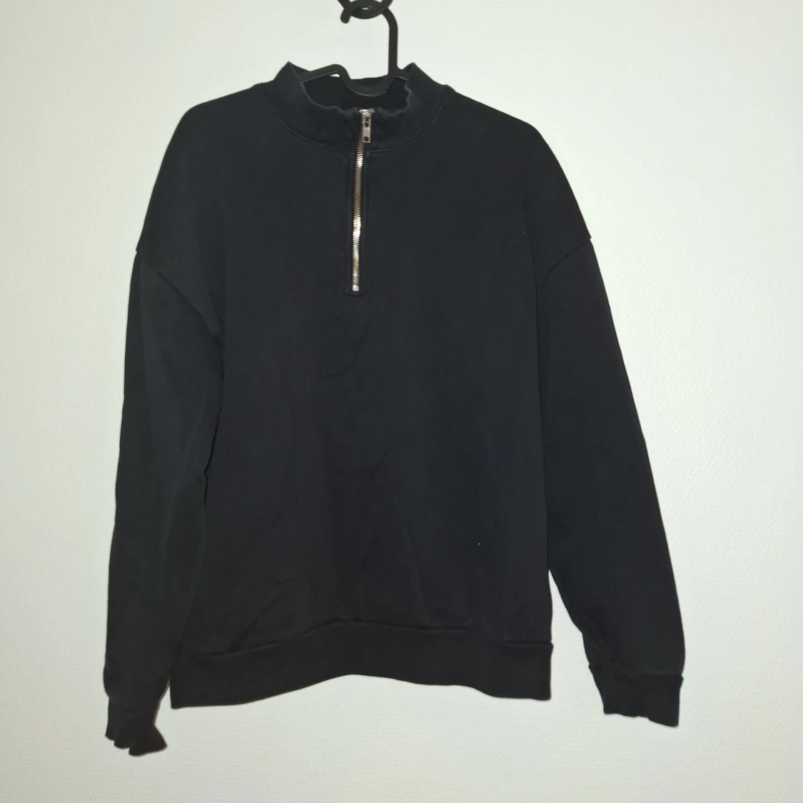 Svart oversized tröja från FSBN