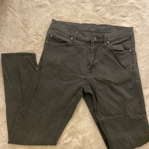 Tiger of Sweden jeans 33/32 - Svarta tiger of sweden jeans slim 