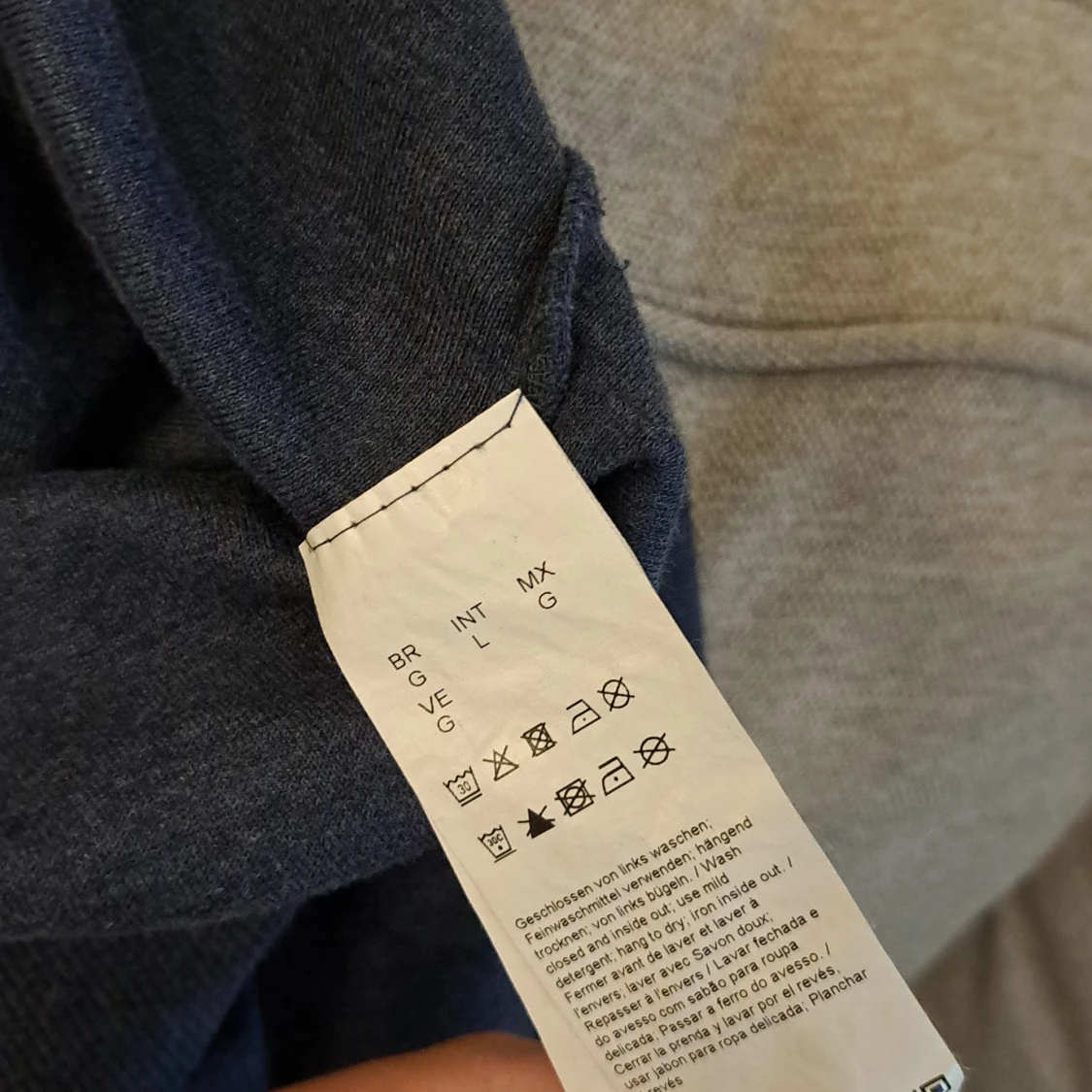 Hugo boss zip hoodie  - 4