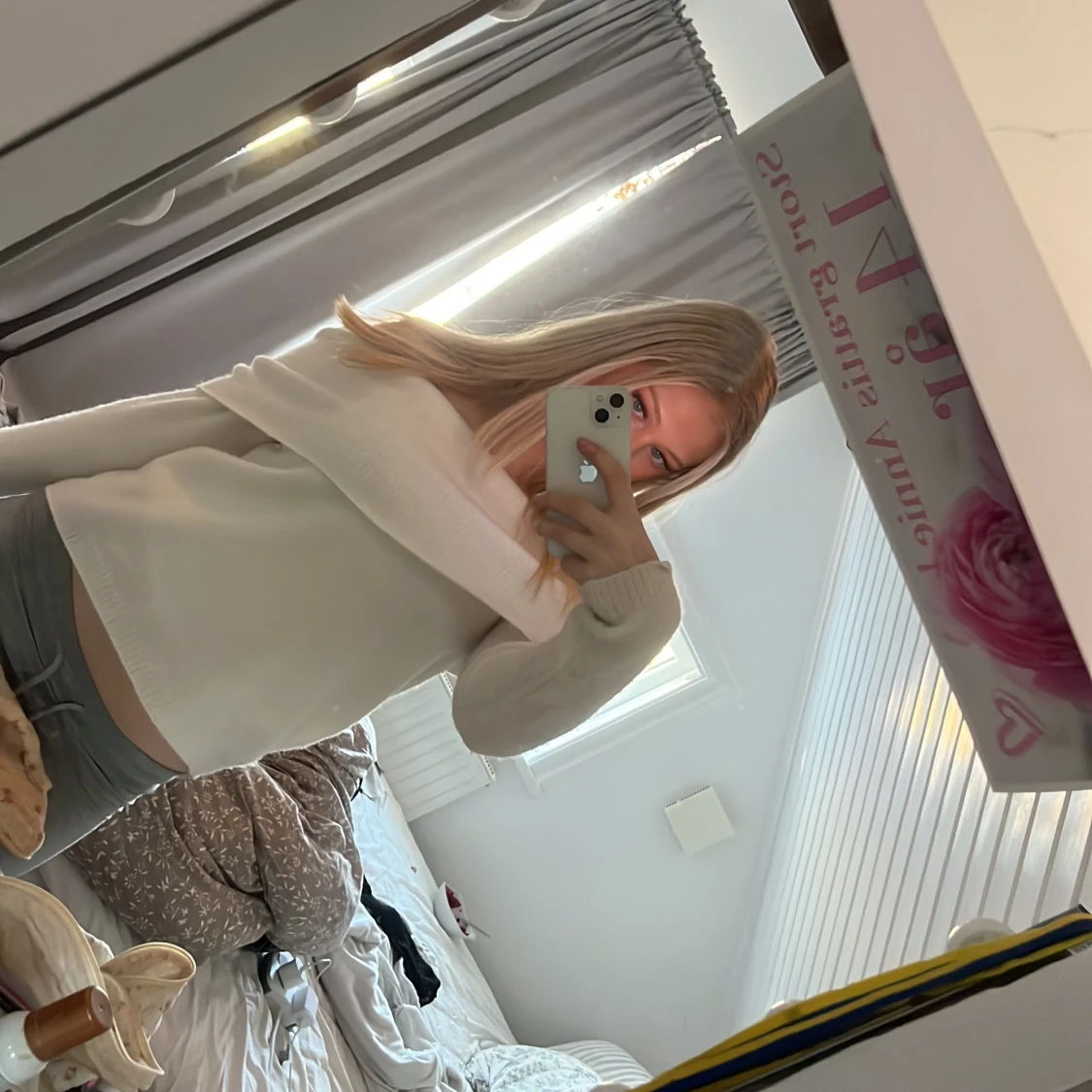 Vit stickad tröja från C - 1