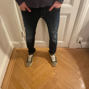 Disel jeans - Säljer dessa diseljeans! Nyskick! Nypris 1500 säljer för endast 450. Hör av er vid eventuella frågor!