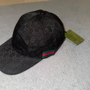 Gucci keps  - Original Gucci baseball cap. Helt fräsch, skick 10/10. Kontakta för frågor.