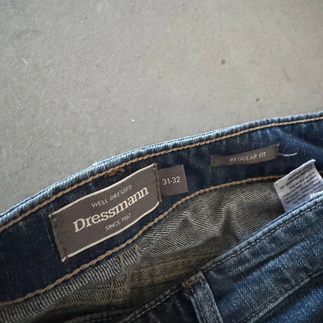 Blå jeansbyxor från Dressmann - 2