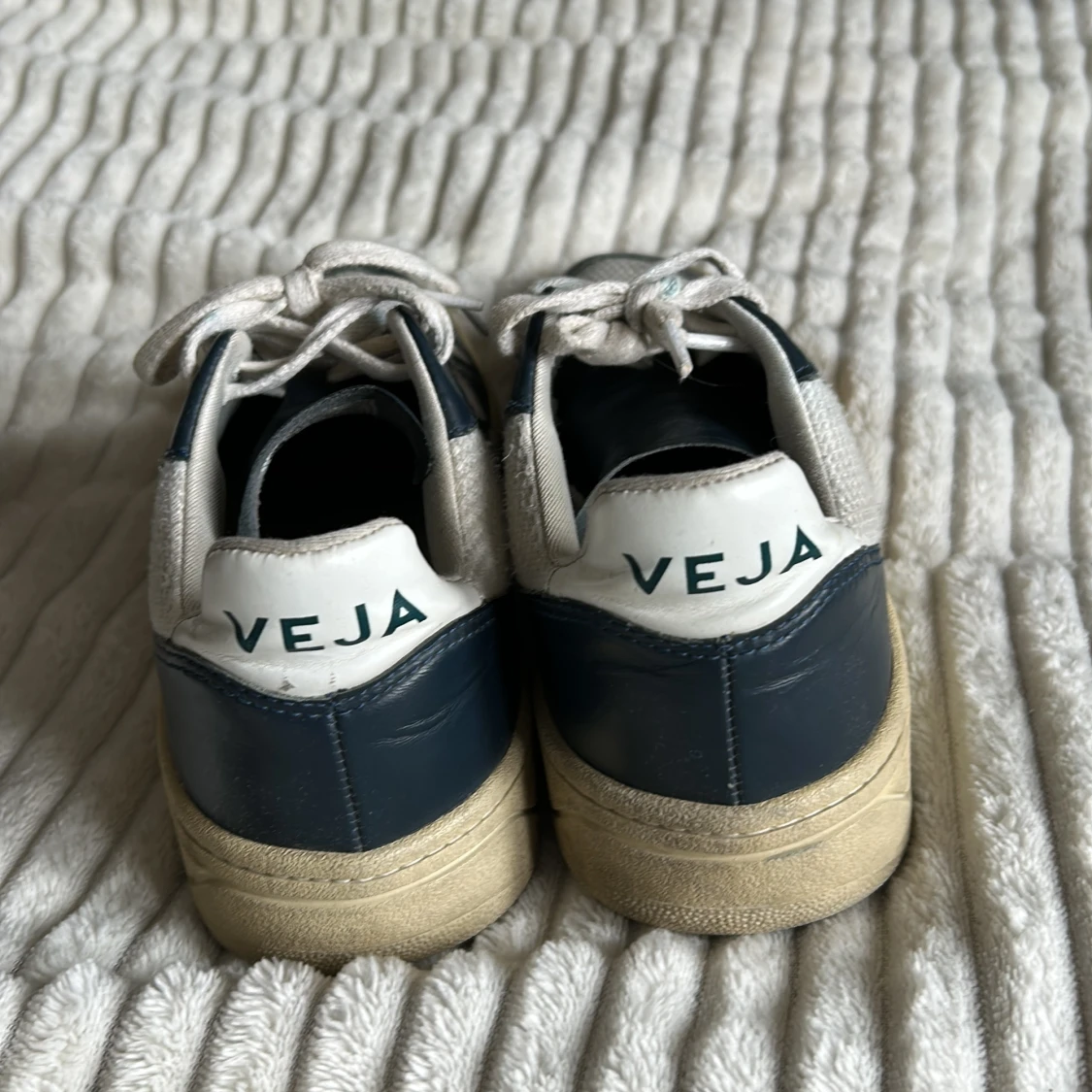 Veja sneakers - 2