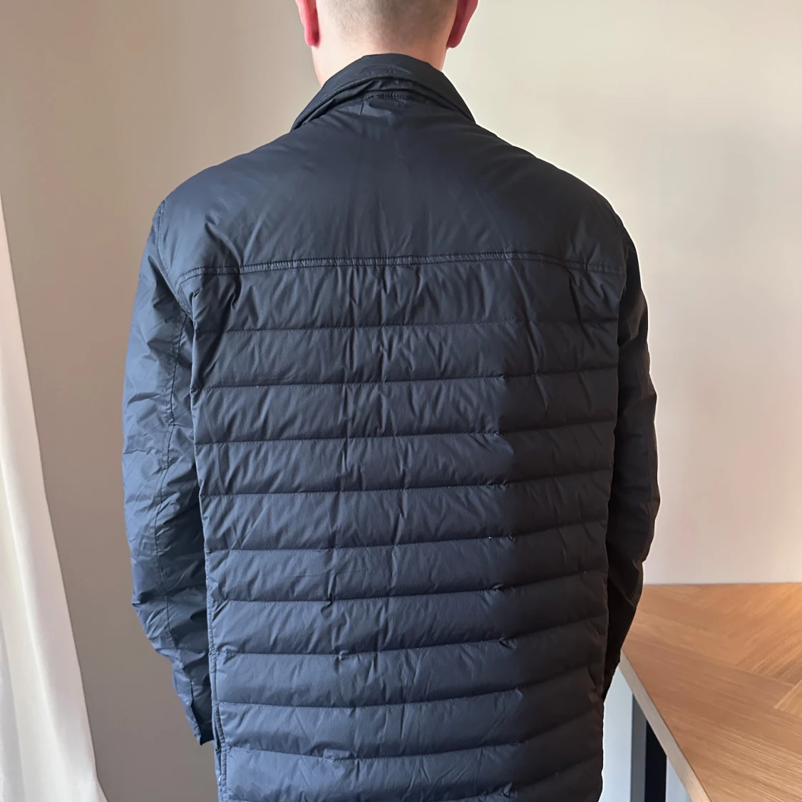 Svart pufferjacka från Massimo Dutti - 1