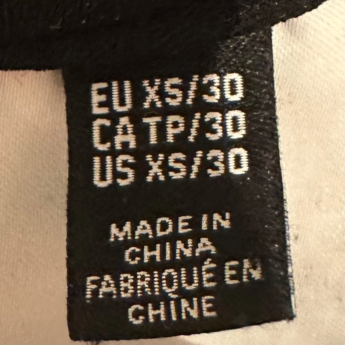 Svarta kostymbyxor - 2