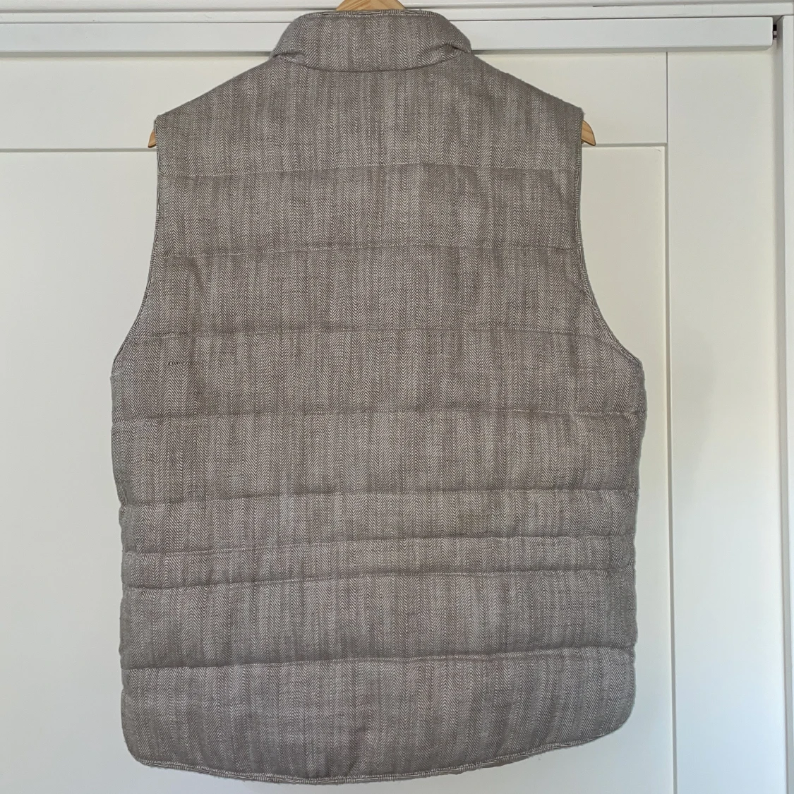 Beige dunväst från Stenströms, M - 1