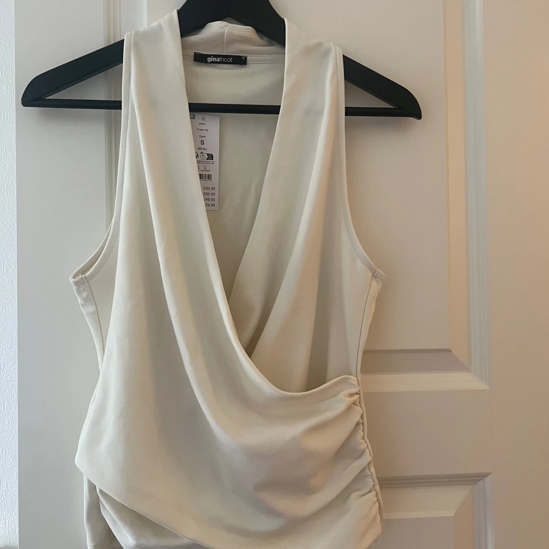 Helt ny topp från Gina tricot - 1