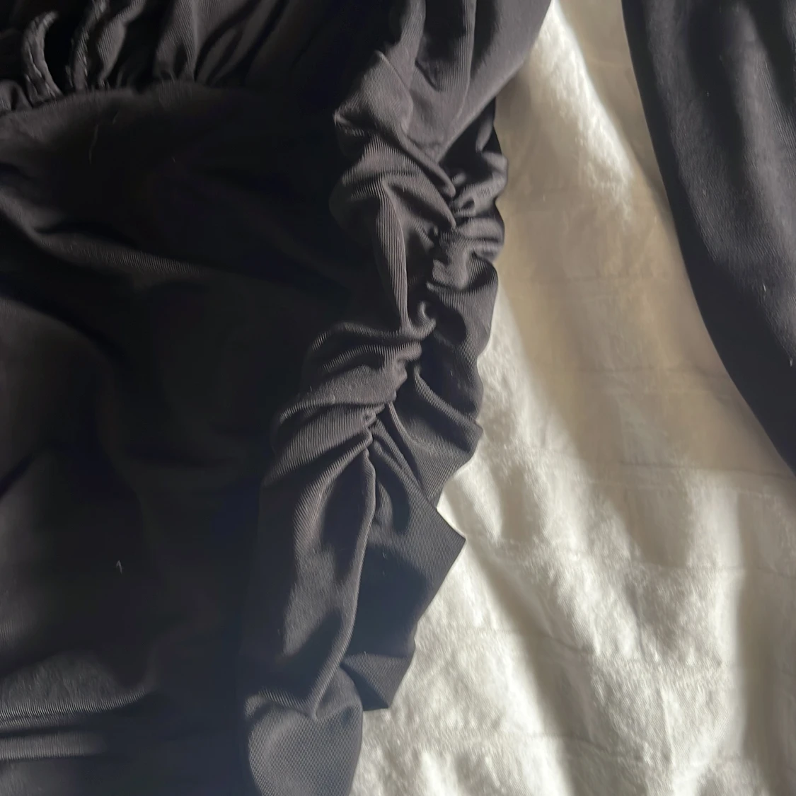 Svart omlottblus från NLY ONE - 1