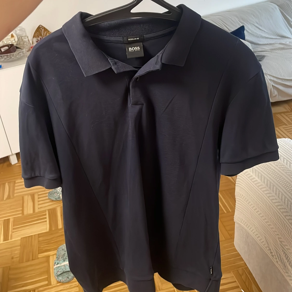 Mörkblå pikétröja från Hugo Boss - 1