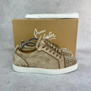Christian Louboutin junior spike sneaker - – Condition: 9,5/10 - as new  - What is included: Box, dustbag & card  – Retail price: 9000 + SEK