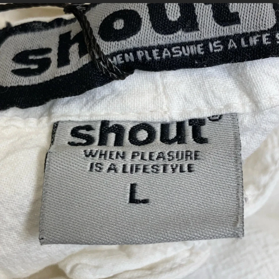 Vita cargopants från Shout, storlek L - 2