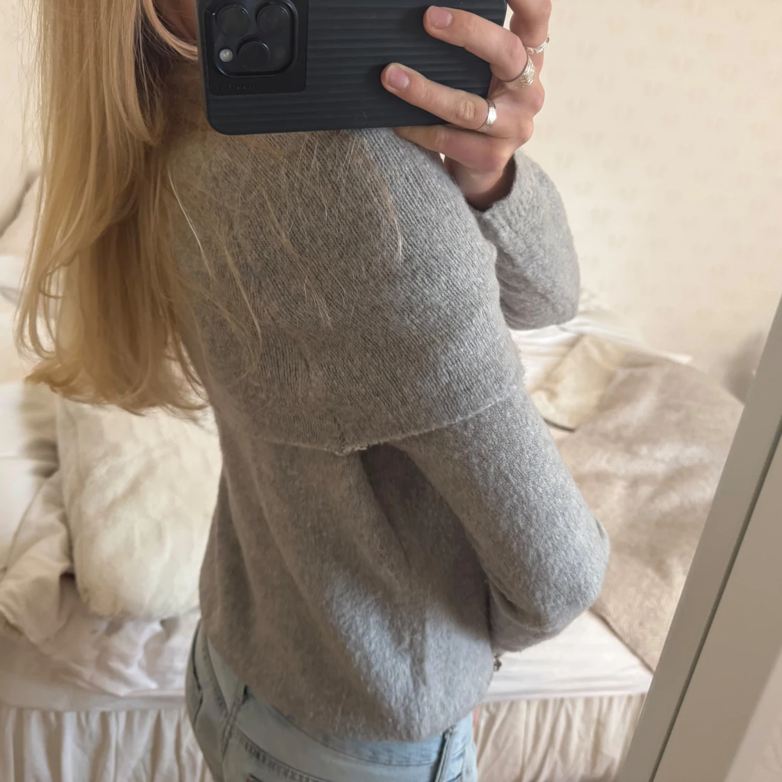 Grå tröja - 3