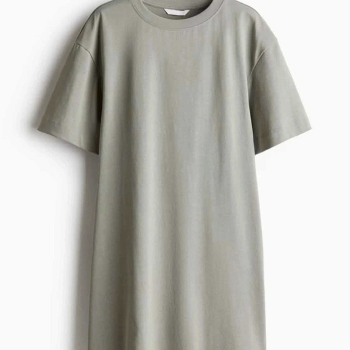 Klänningar från H&M med etikett - 1