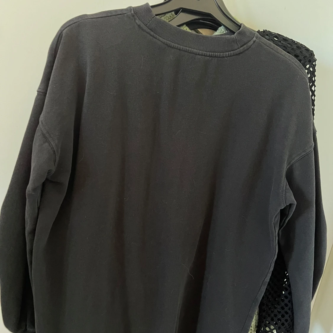 Svart MTV sweatshirt med färgglad logga - 1