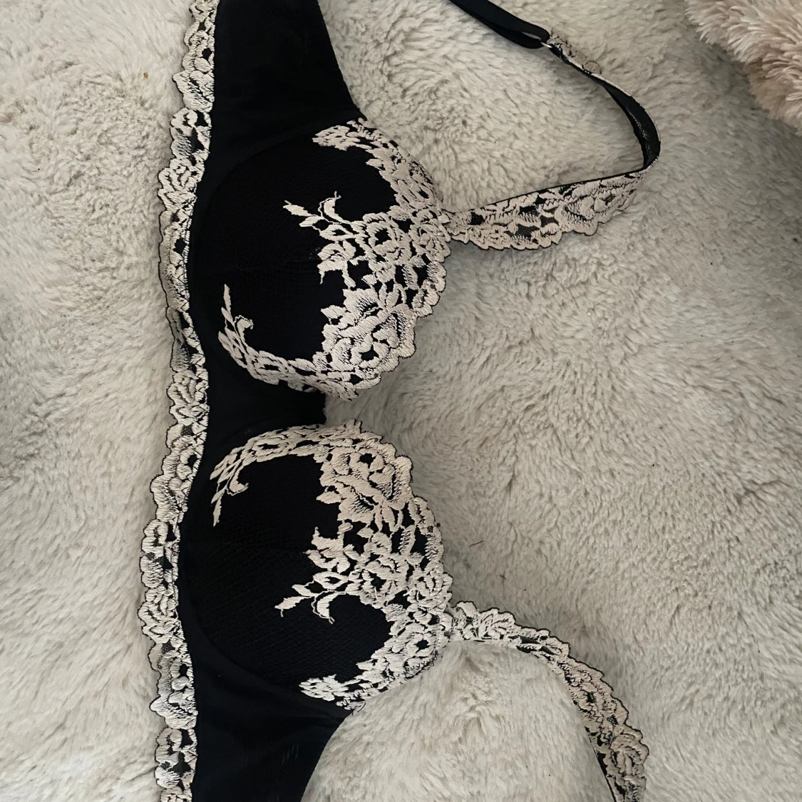 🖤Intimissimi Bh🖤 - 1