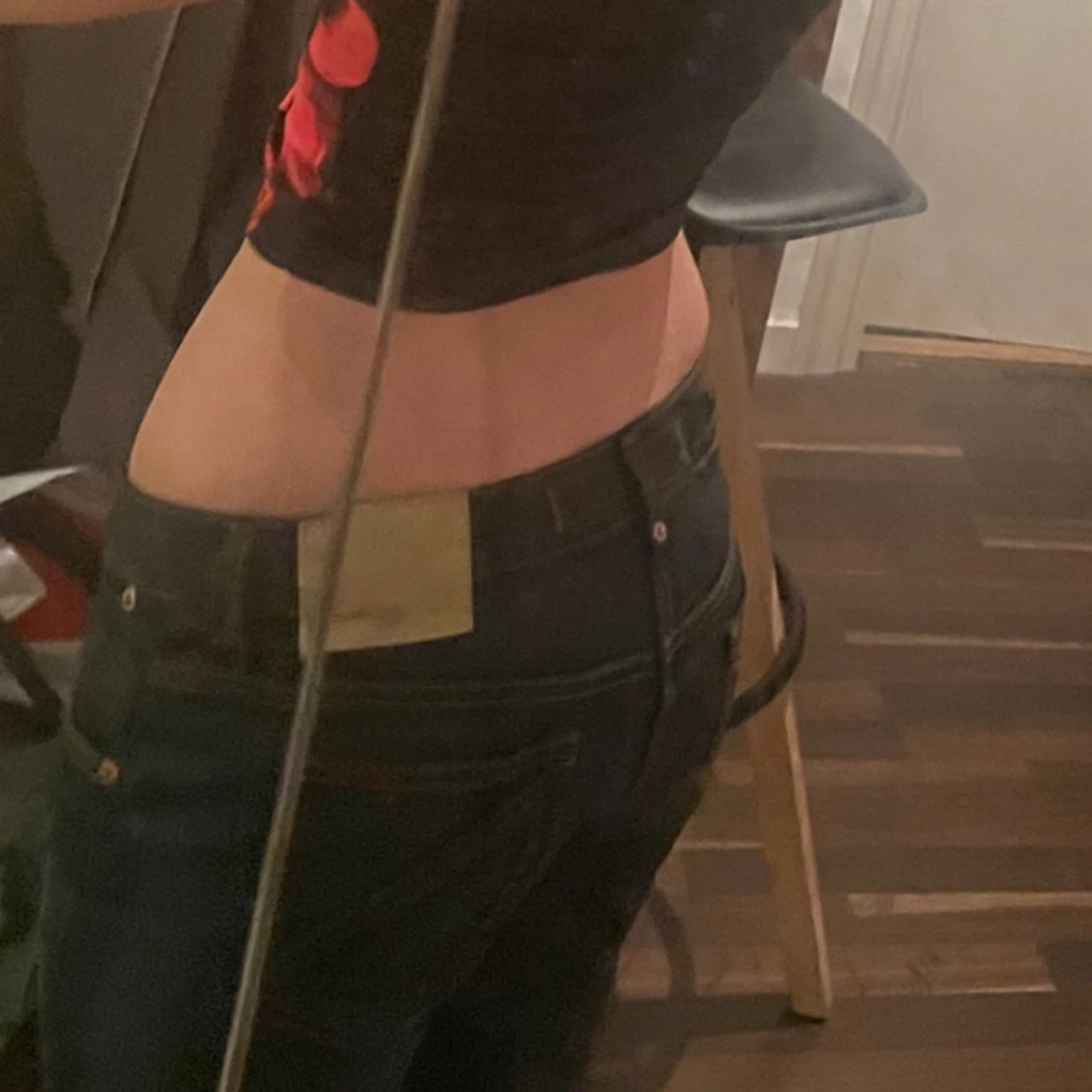 Mörkblå jeans från Guess - 2