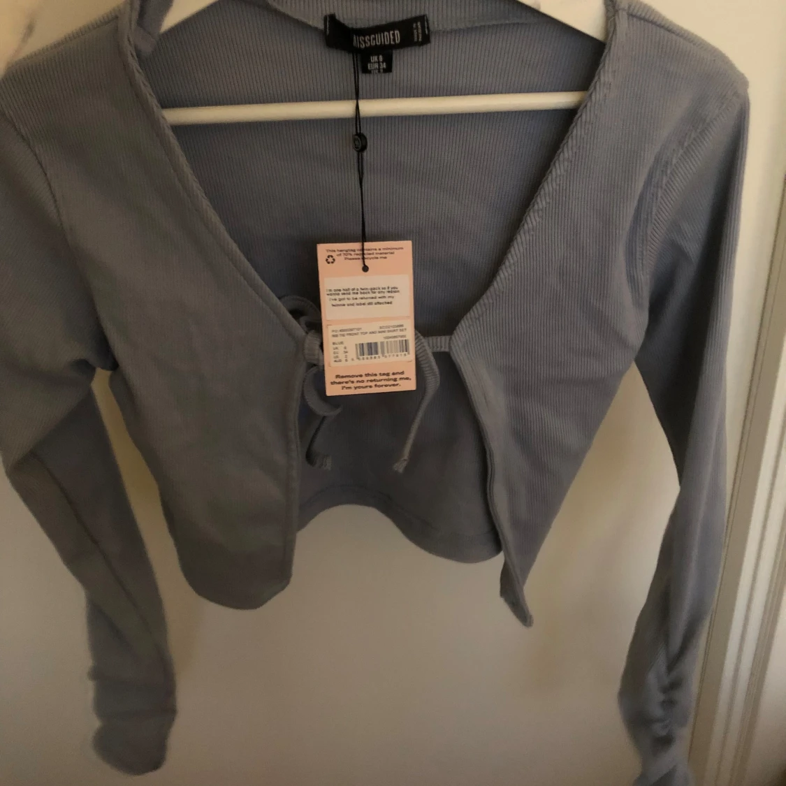 Blå ribbad tröja från Missguided