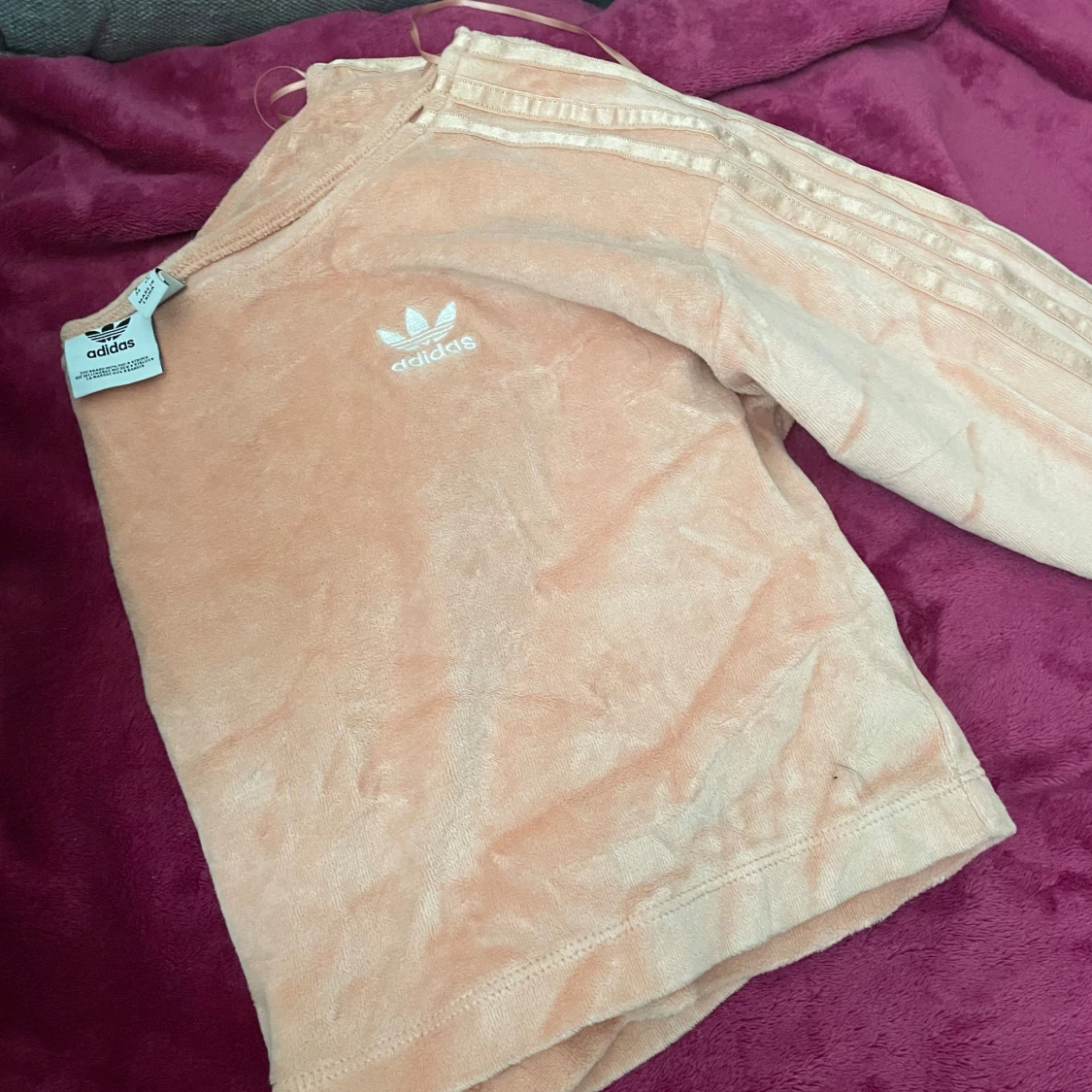 Rosa croppad tröja och byxor från Adidas - 2