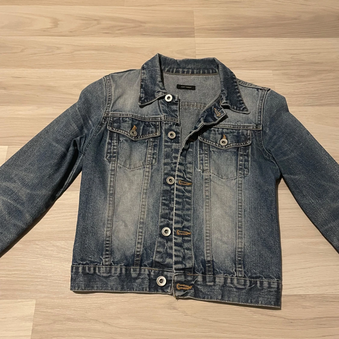 Blå jeansjacka
