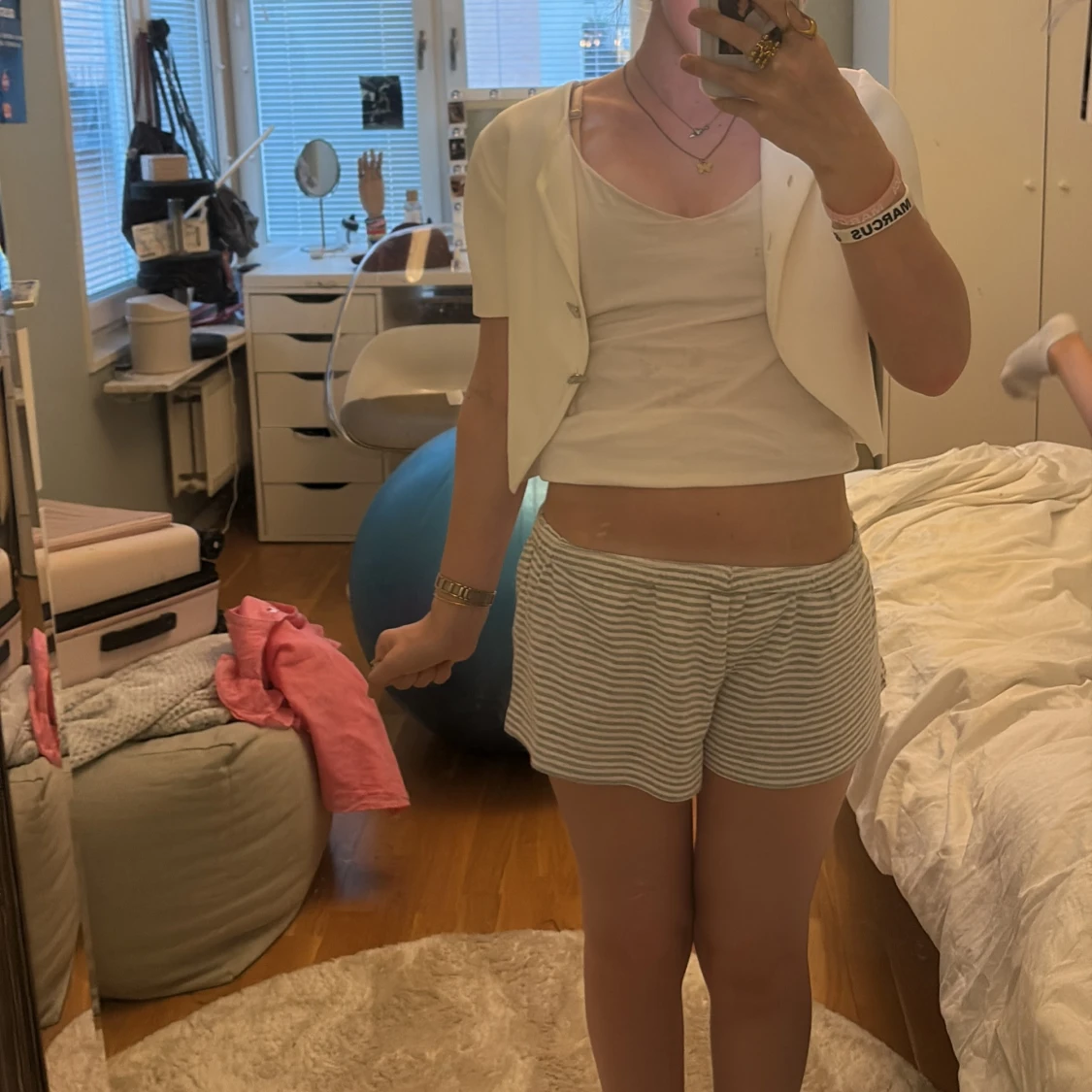 Vit croppad kofta från Zara - 1