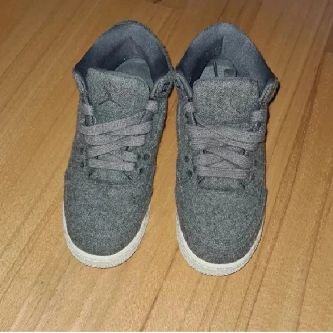 Nike Jordan 3 sneakers Wool Grey  - 1