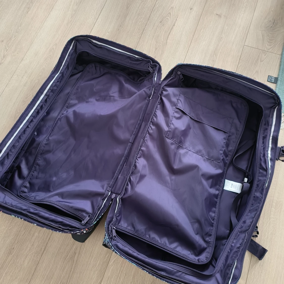 Mönstrad resväska Eastpak Liberty - 4