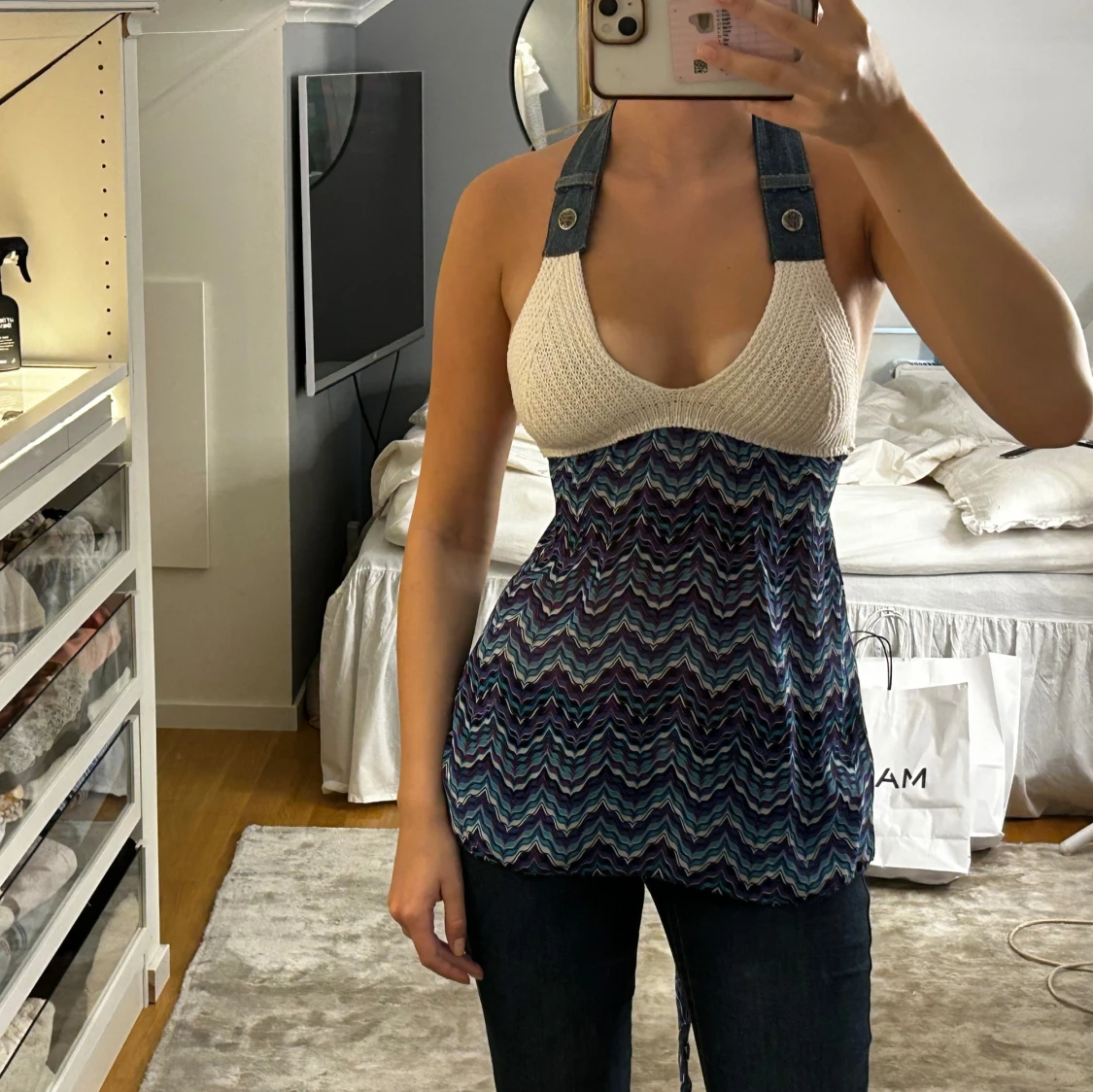 Mönstrad halterneck topp