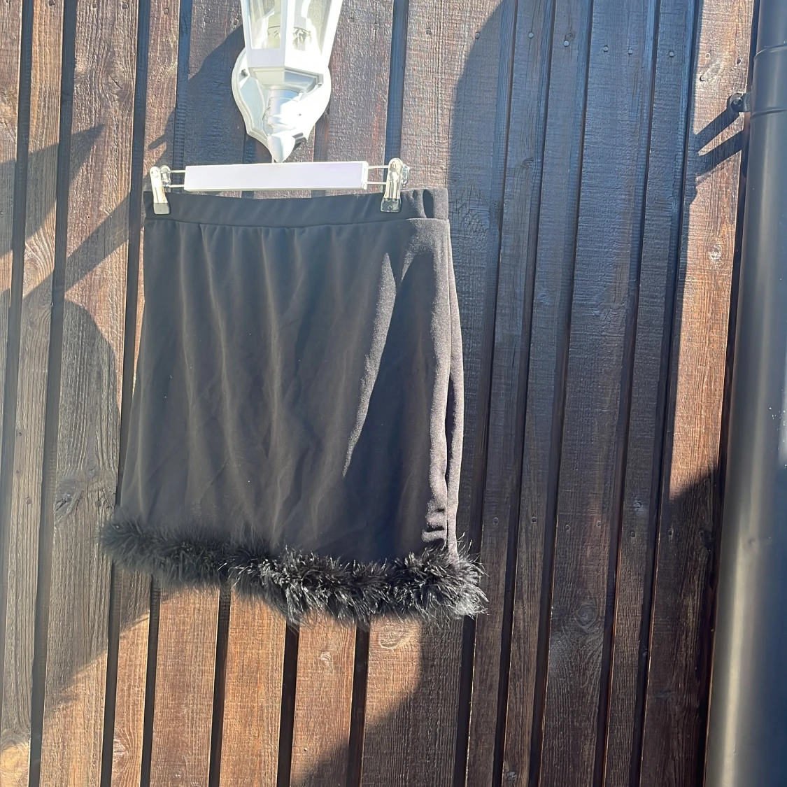 Svart bandeau topp med fuskpäls - 2