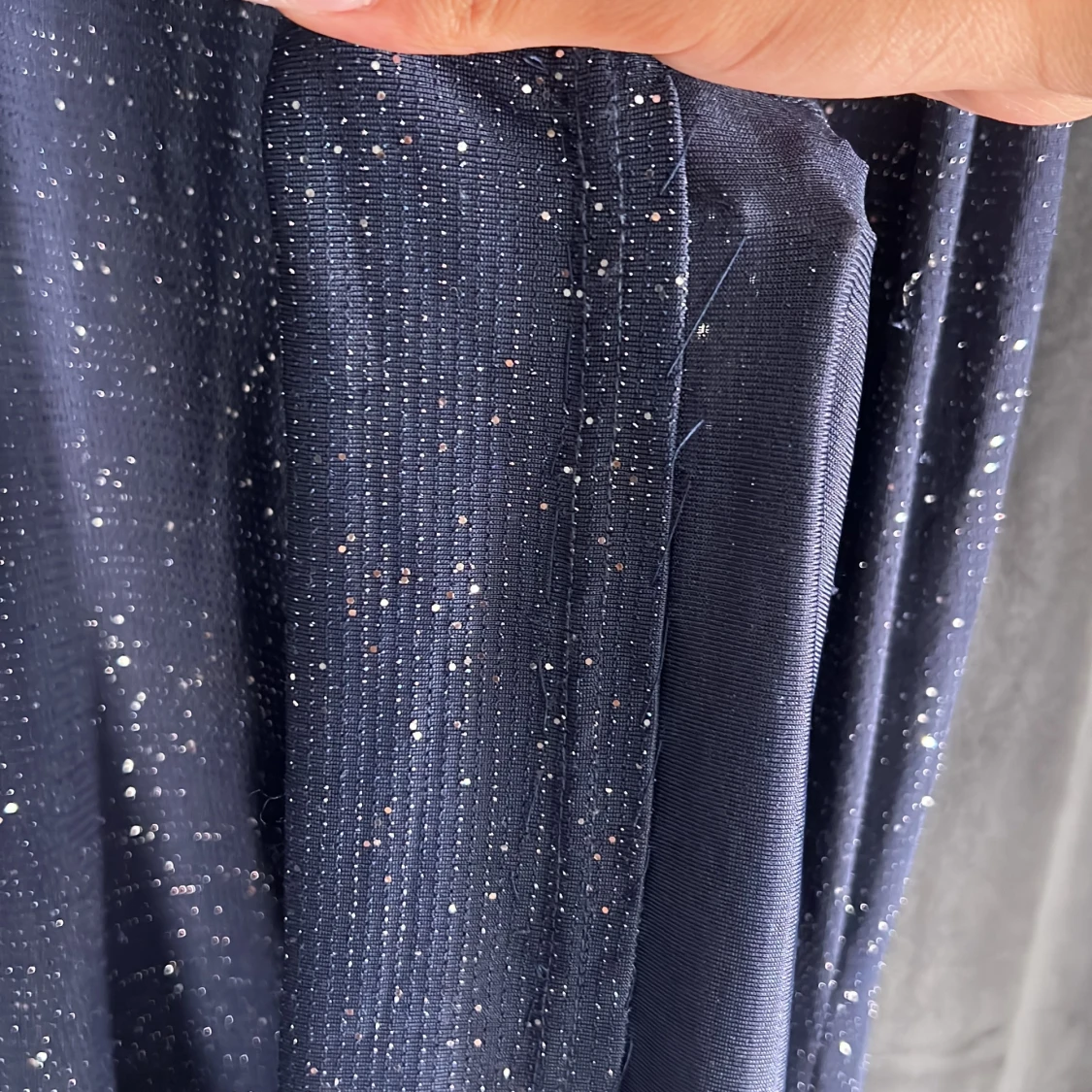 Marinblå glittrig balklänning  - 2