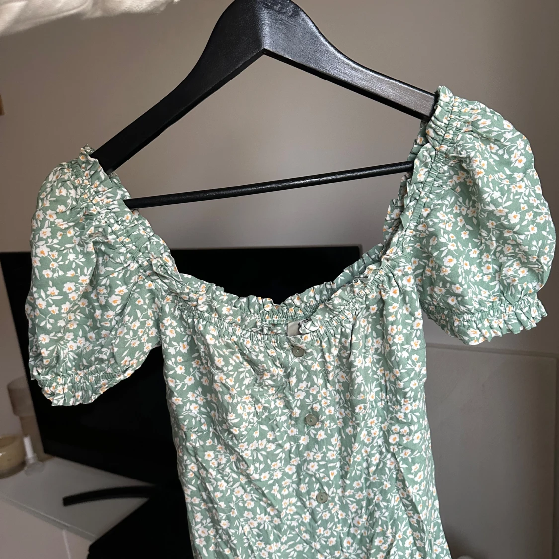 Grön blommig klänning - 2
