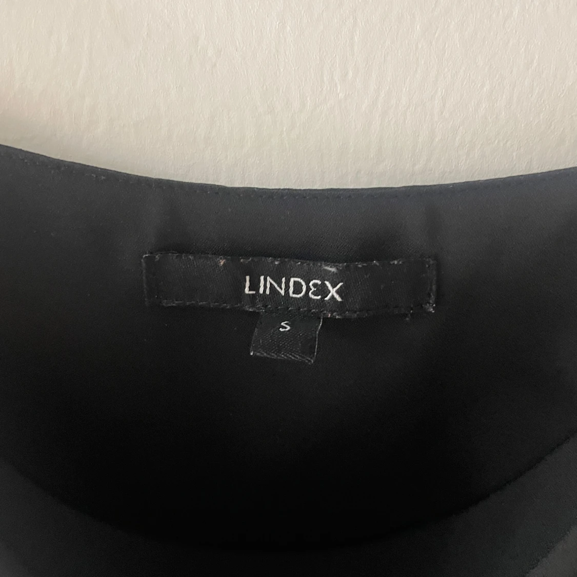 Svart linne från Lindex - 1