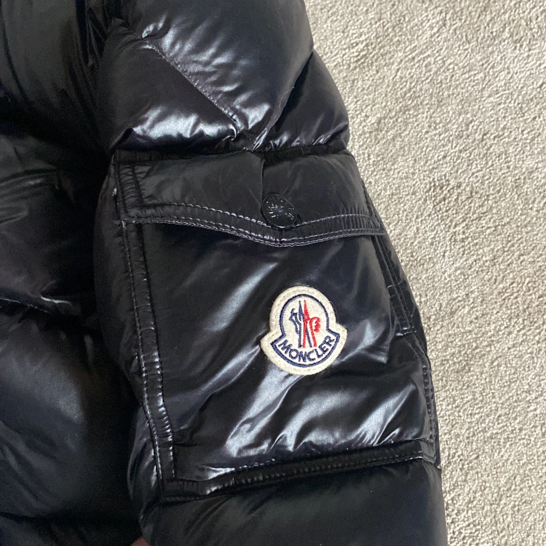 Svart pufferjacka från Moncler - 2