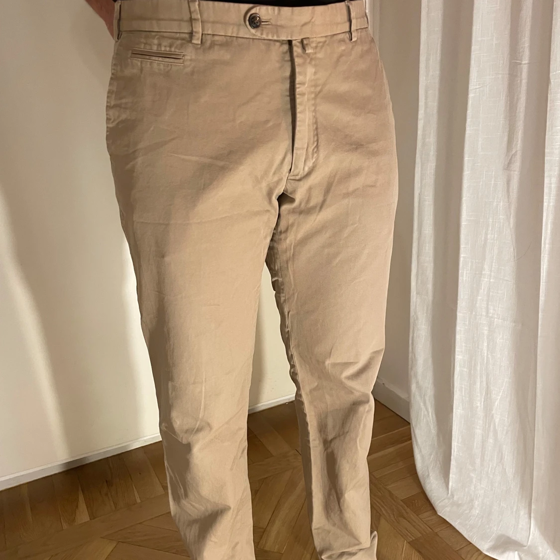 Beige chinos från Massimo Dutti - 3