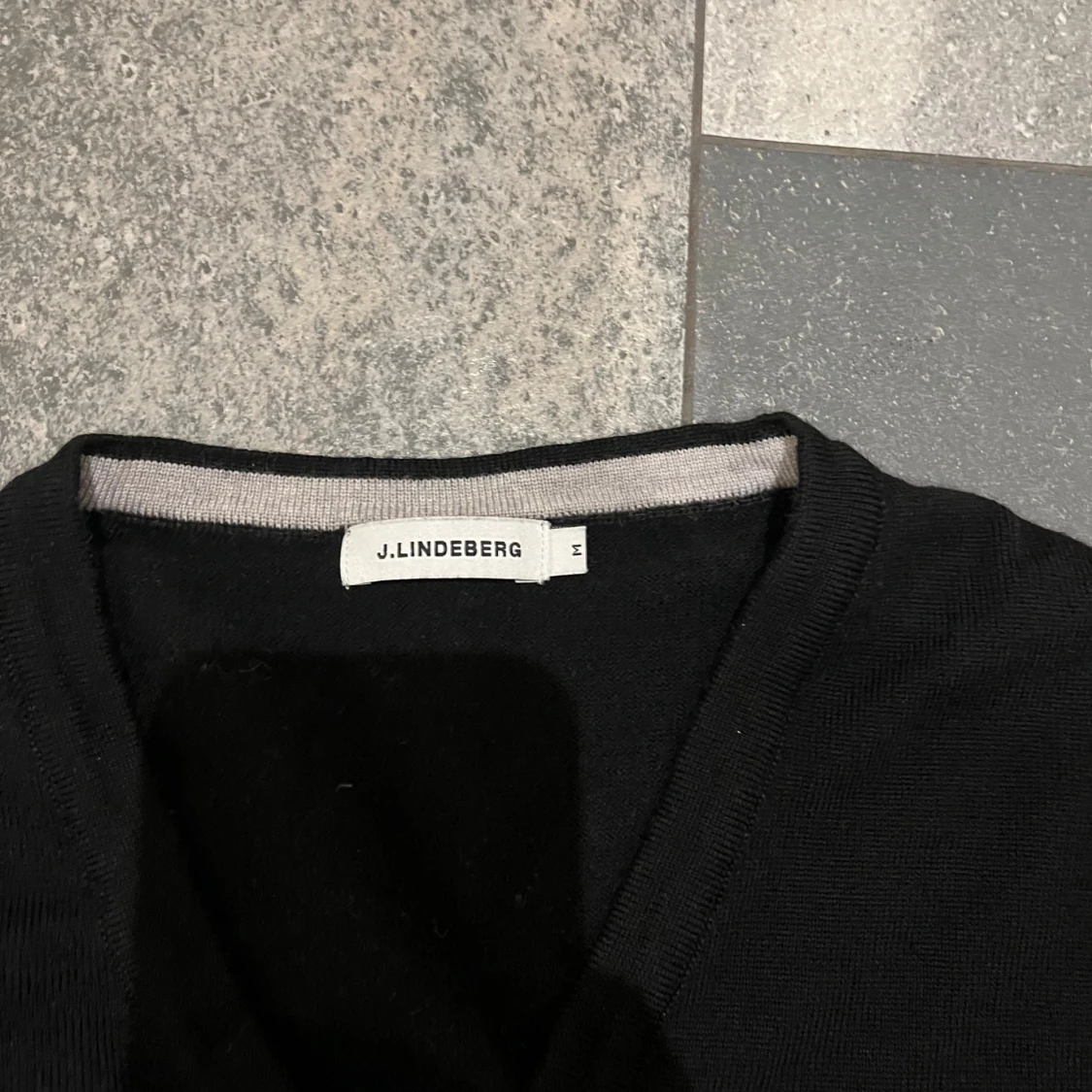 Svart tröja från J.Lindeberg - 2