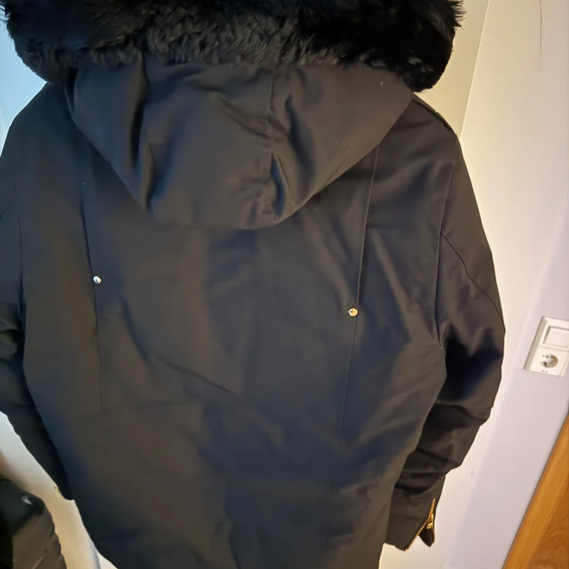 Svart dunjacka, Moose Knuckles - 2