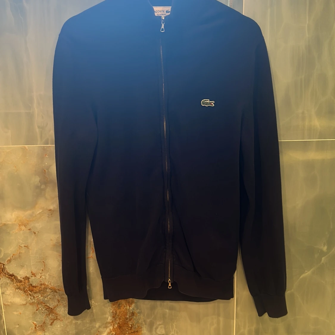 Mörkblå kofta från Lacoste fullzip 